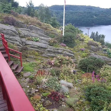 Gemuetliches Helles Am Mit Panoramaseeblick + Huette Und Nahe Дом отдыха